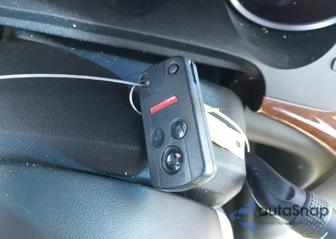 2005 Acura Rl 3.5 from USA, damaged, VIN JH4KB16575C014719